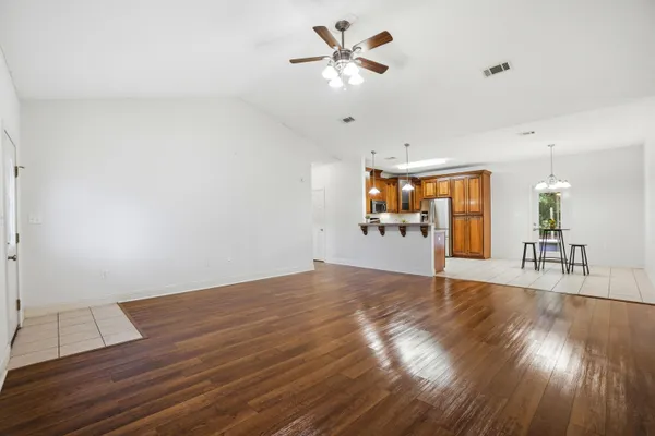 $284,500 | 1310 Texas Parkway, Crestview, FL 32536