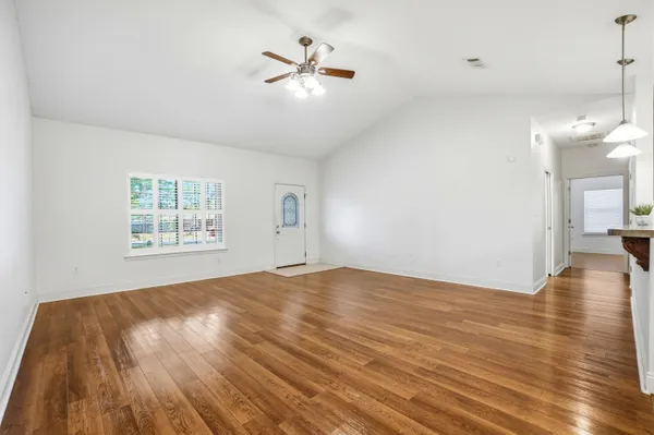 $284,500 | 1310 Texas Parkway, Crestview, FL 32536