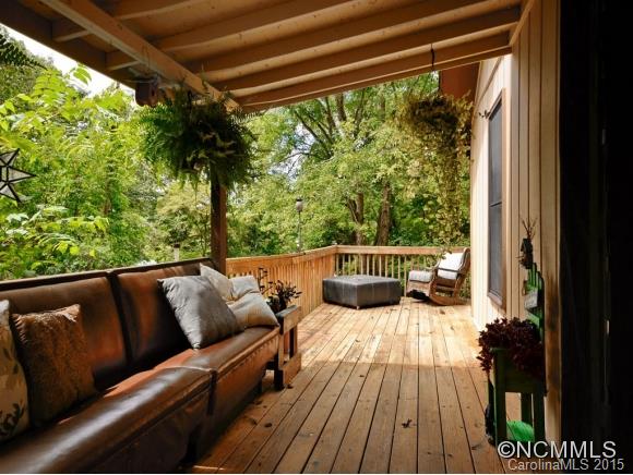 245 Riddle Road Swannanoa, NC 28778 - Photo 3 of 15 Gallery Image 3