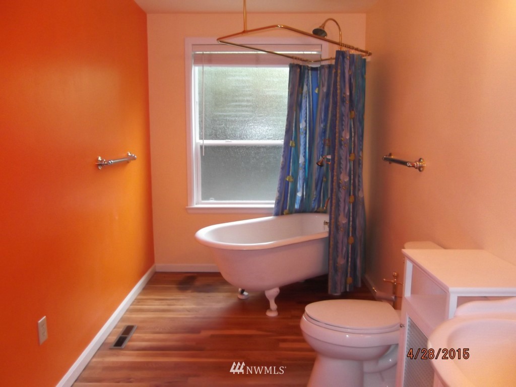 2215 Schirm Loop Road Northwest Olympia, WA 98502 - Photo 5 of 19 Gallery Image 5