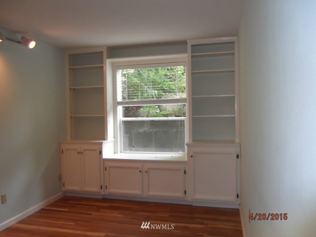 2215 Schirm Loop Road Northwest Olympia, WA 98502 - Photo 6 of 19 Gallery Image 6