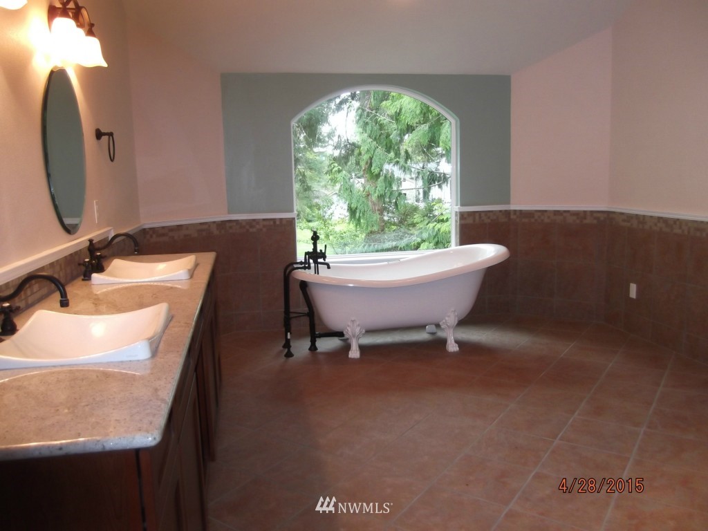 2215 Schirm Loop Road Northwest Olympia, WA 98502 - Photo 8 of 19 Gallery Image 8