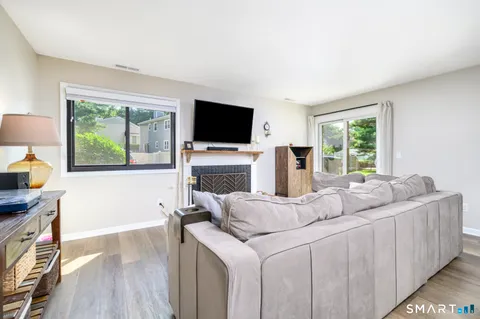$545,000 | 150 Hope Street, Unit 10, Stamford, CT 06906