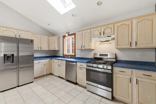$379,000 | 49 Forest Lane, Boscawen, NH 03303