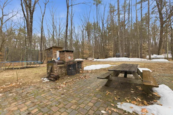$379,000 | 49 Forest Lane, Boscawen, NH 03303