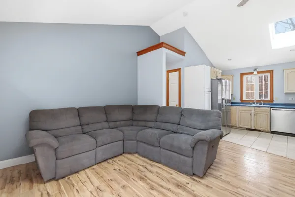 $379,000 | 49 Forest Lane, Boscawen, NH 03303