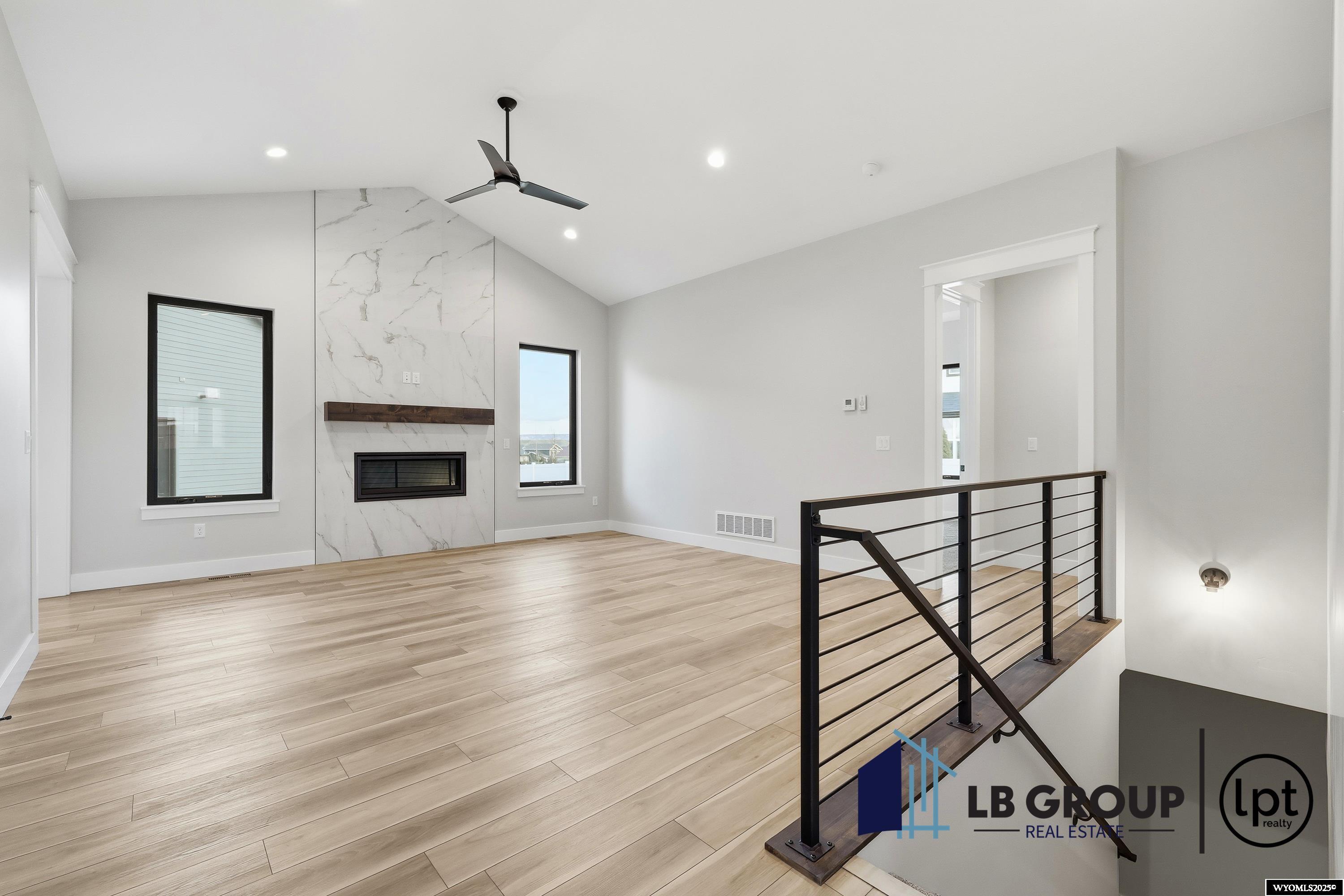 2765 Heathrow Avenue Casper, WY 82609 - Photo 2 of 24