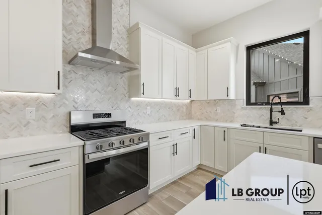 $819,900 | 2765 Heathrow Avenue, Casper, WY 82609