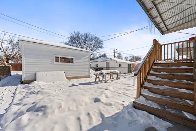 a view of a terrace with seating space