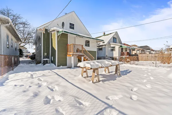 $389,900 | 635 South 18th Avenue, Maywood, IL 60153