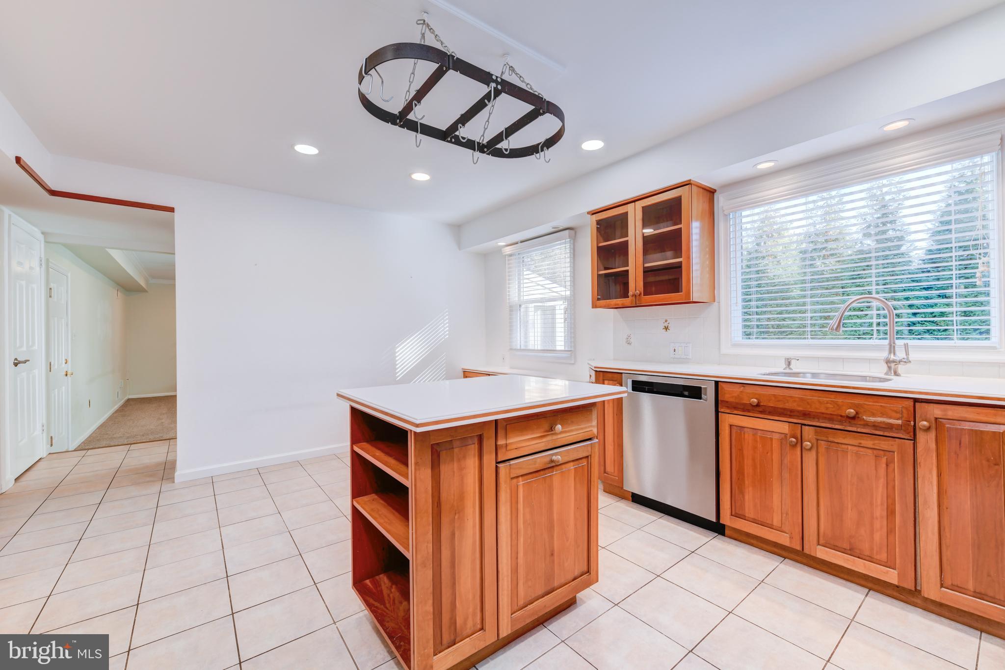 840 Winthrop Drive Yardley, PA 19067 - Photo 7 of 35