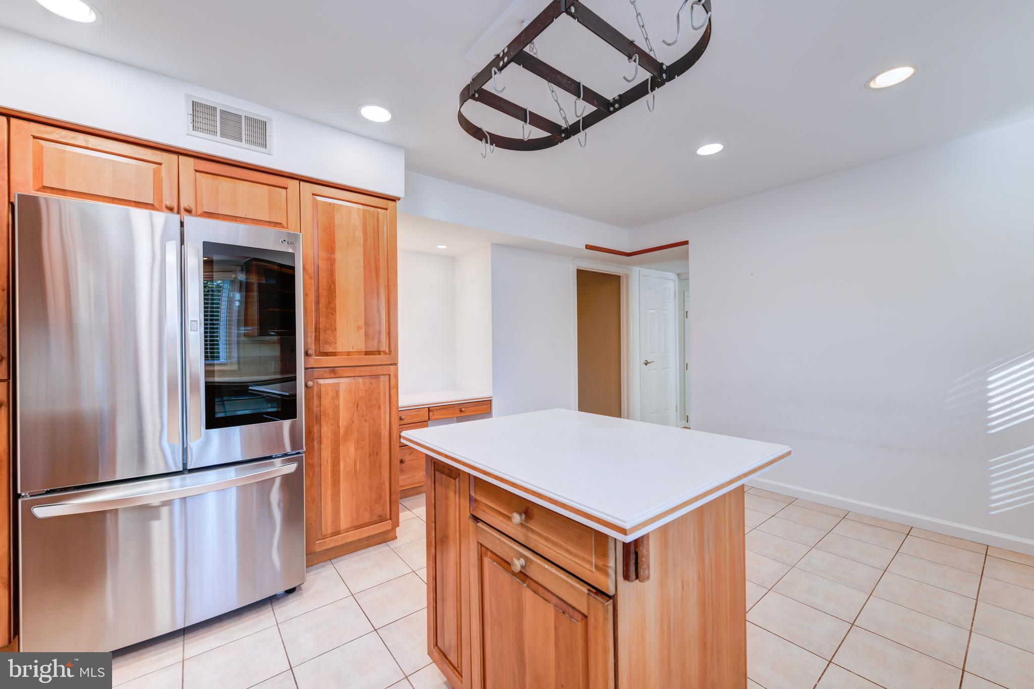 840 Winthrop Drive Yardley, PA 19067 - Photo 8 of 35