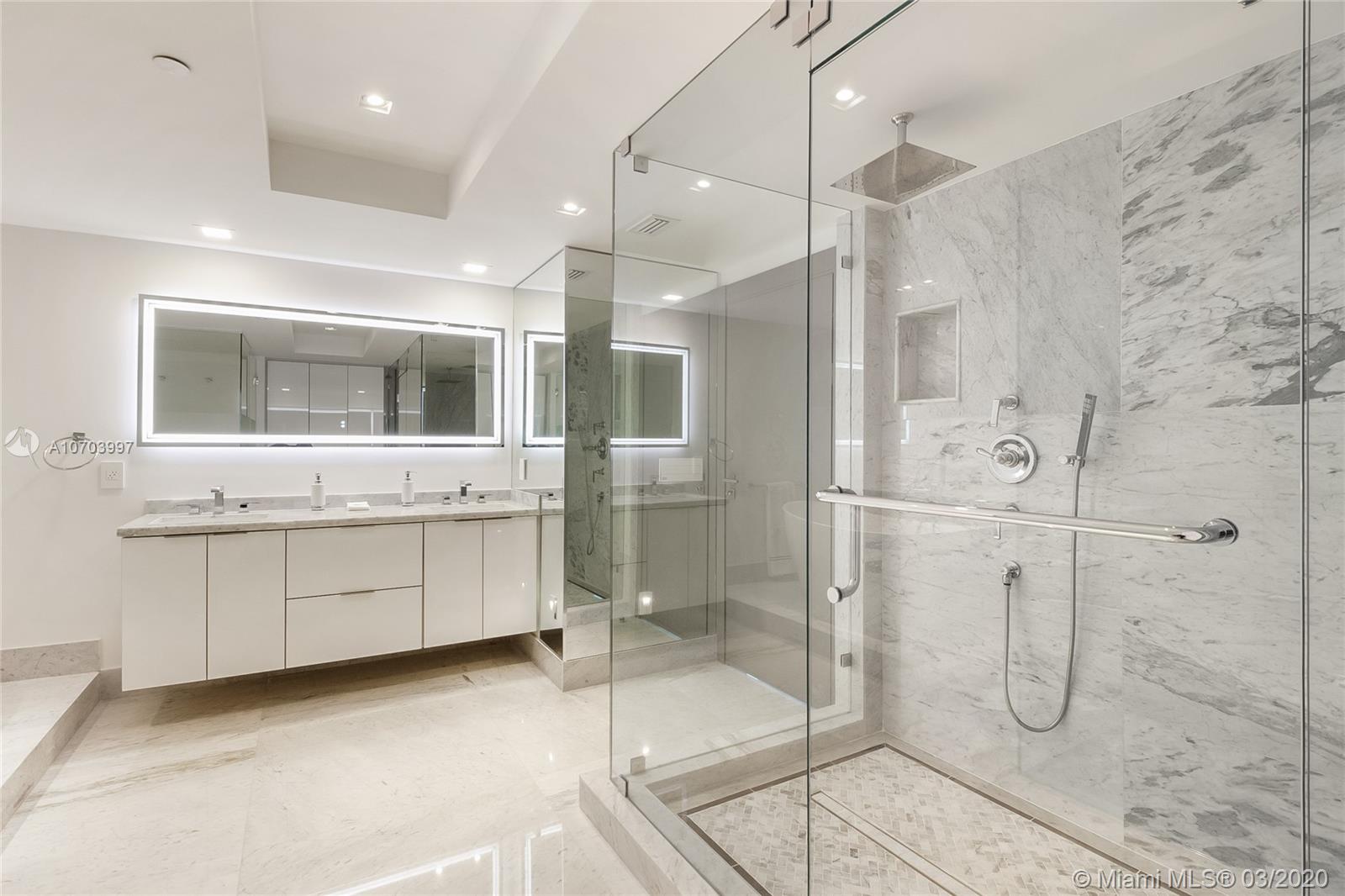 1331 Brickell Bay Drive, Unit 4401 Miami, FL 33131 - Photo 28 of 52