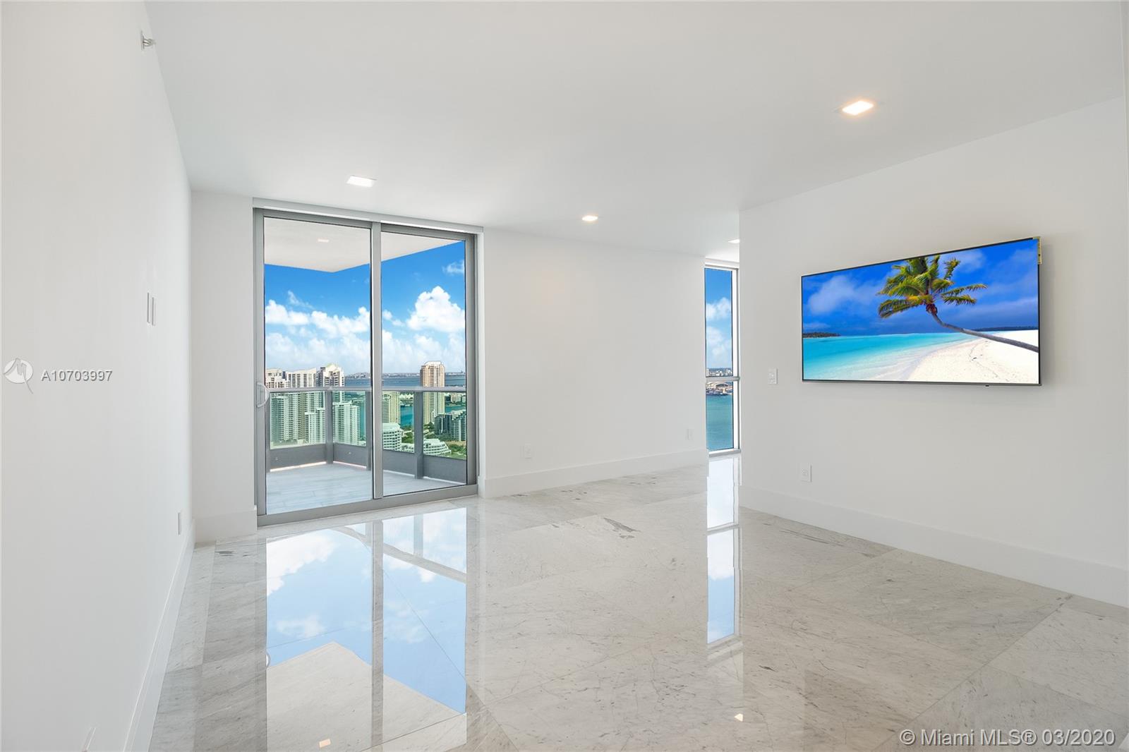 1331 Brickell Bay Drive, Unit 4401 Miami, FL 33131 - Photo 32 of 52