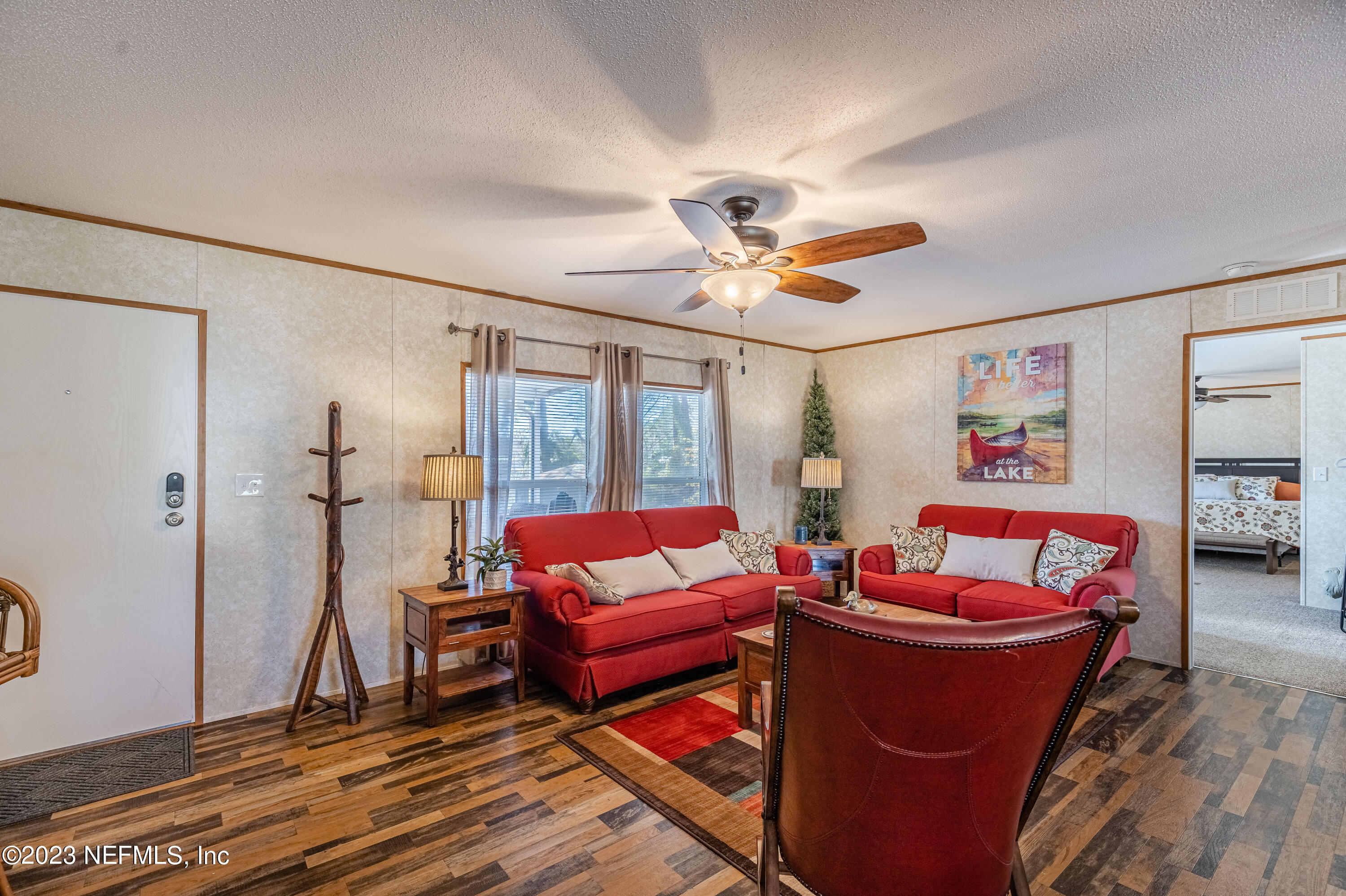 146 Sand Lake Road Interlachen, FL 32148 - Photo 17 of 78 Family Room