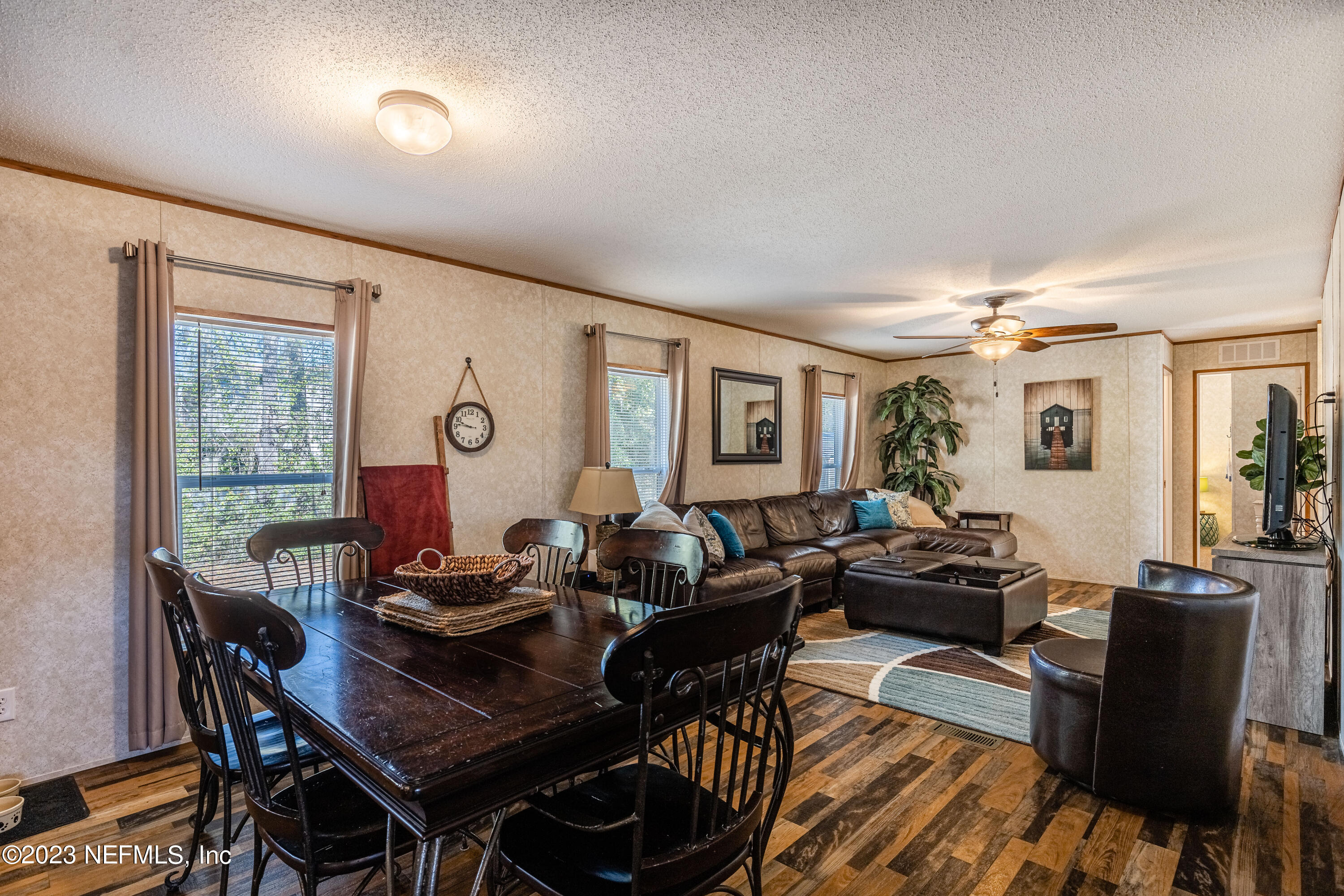 146 Sand Lake Road Interlachen, FL 32148 - Photo 26 of 78 Dining Area to Living Room