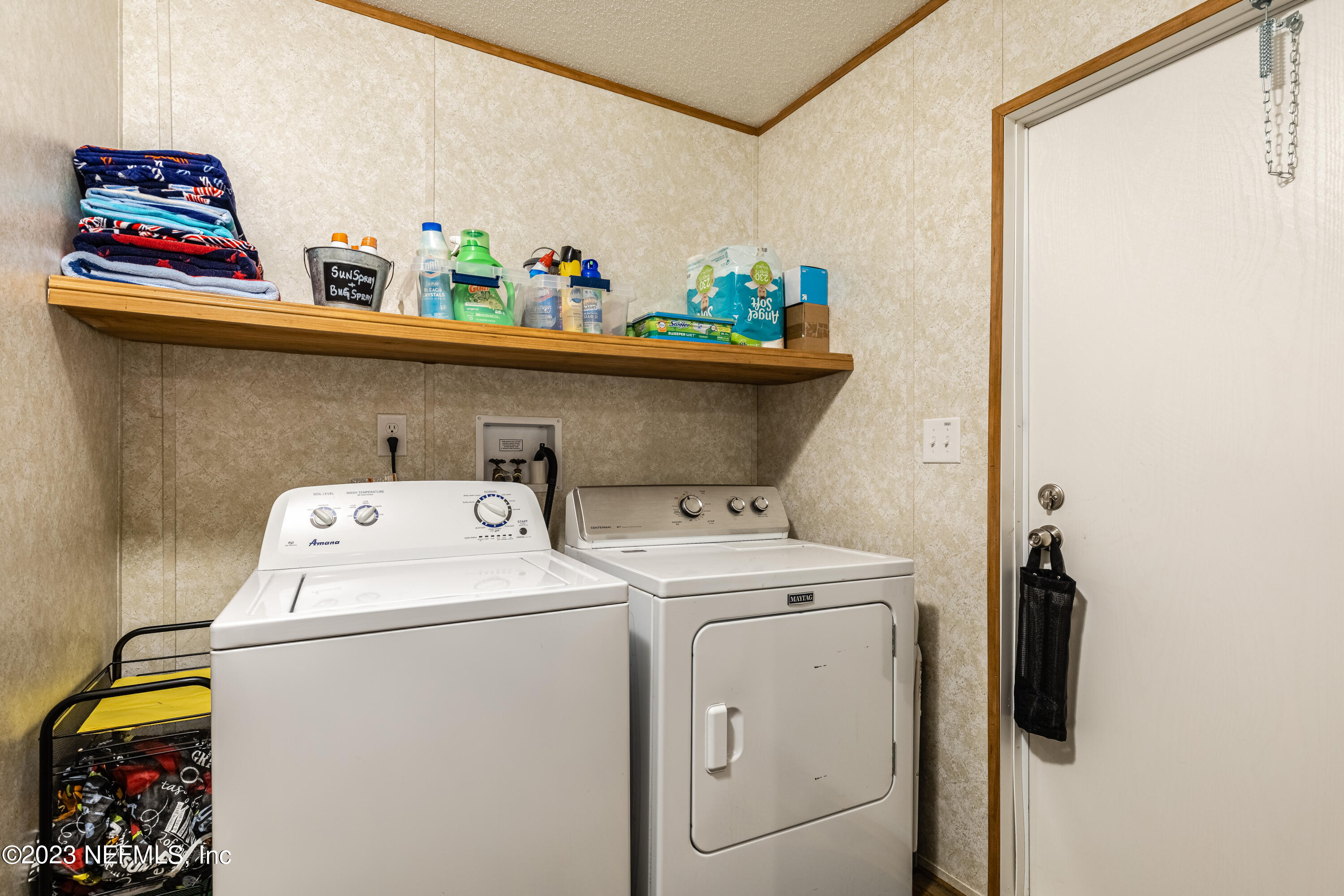 146 Sand Lake Road Interlachen, FL 32148 - Photo 48 of 78 In House Laundry