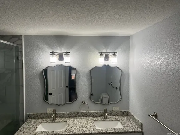 $2,000 | 725 Delmar Street, San Antonio, TX 78210