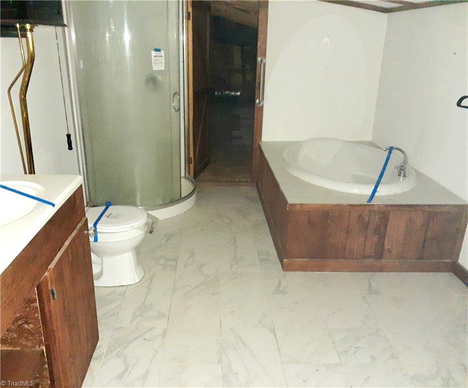 2444 North Stokes School Road Danbury, NC 27016 - Photo 15 of 16