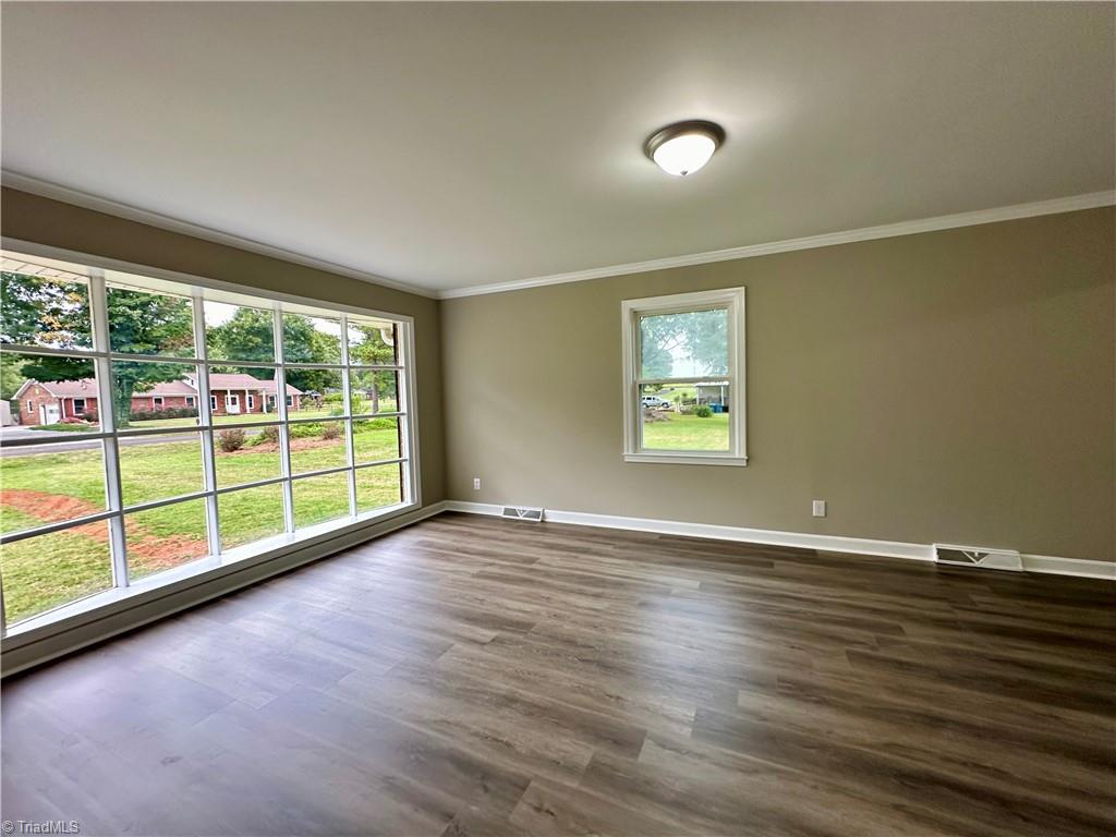 165 Vale Road Mocksville, NC 27028 - Photo 11 of 38 Gallery Image 11