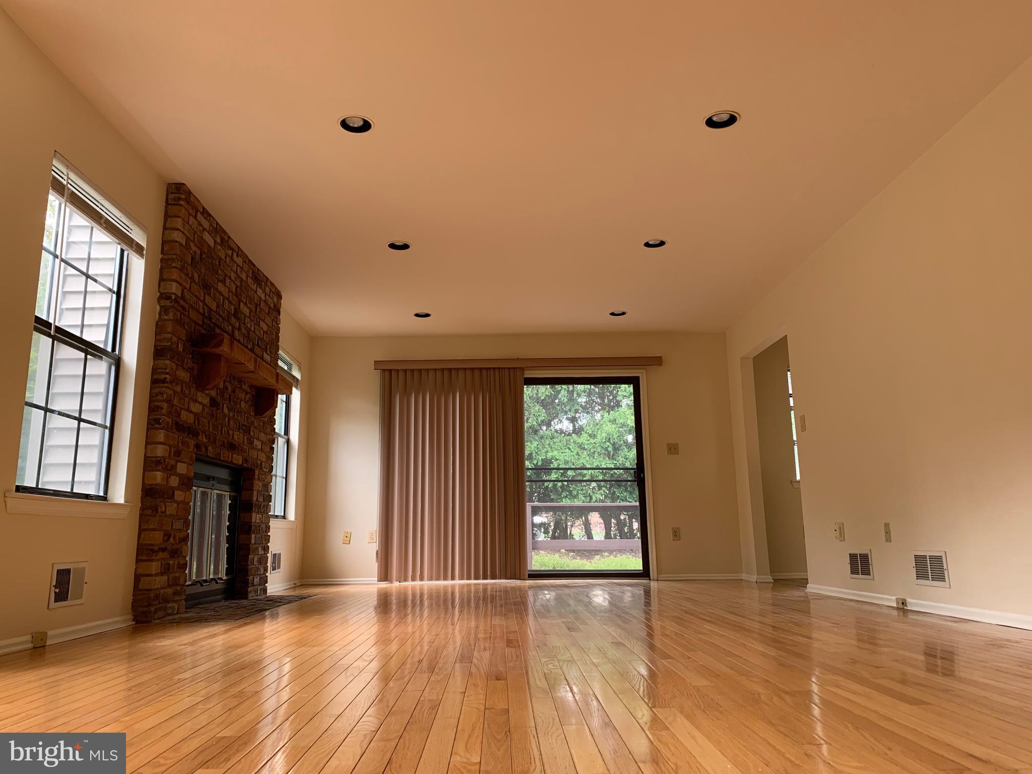 706 Marten Road Princeton, NJ 08540 - Photo 7 of 30