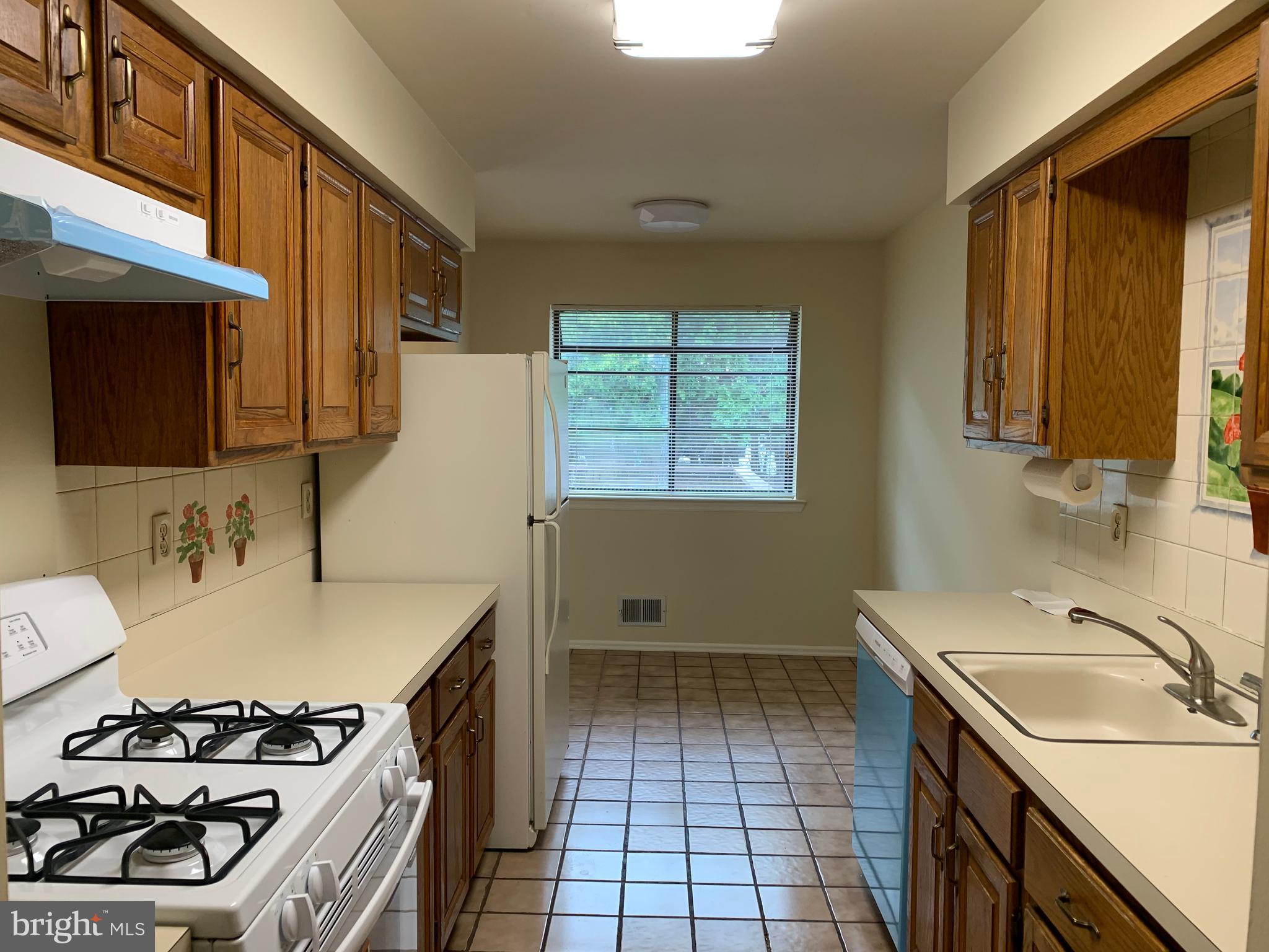 706 Marten Road Princeton, NJ 08540 - Photo 8 of 30