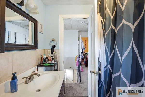 $479,900 | 566 Chapman Street, Hillside, NJ 07205