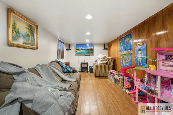 $479,900 | 566 Chapman Street, Hillside, NJ 07205