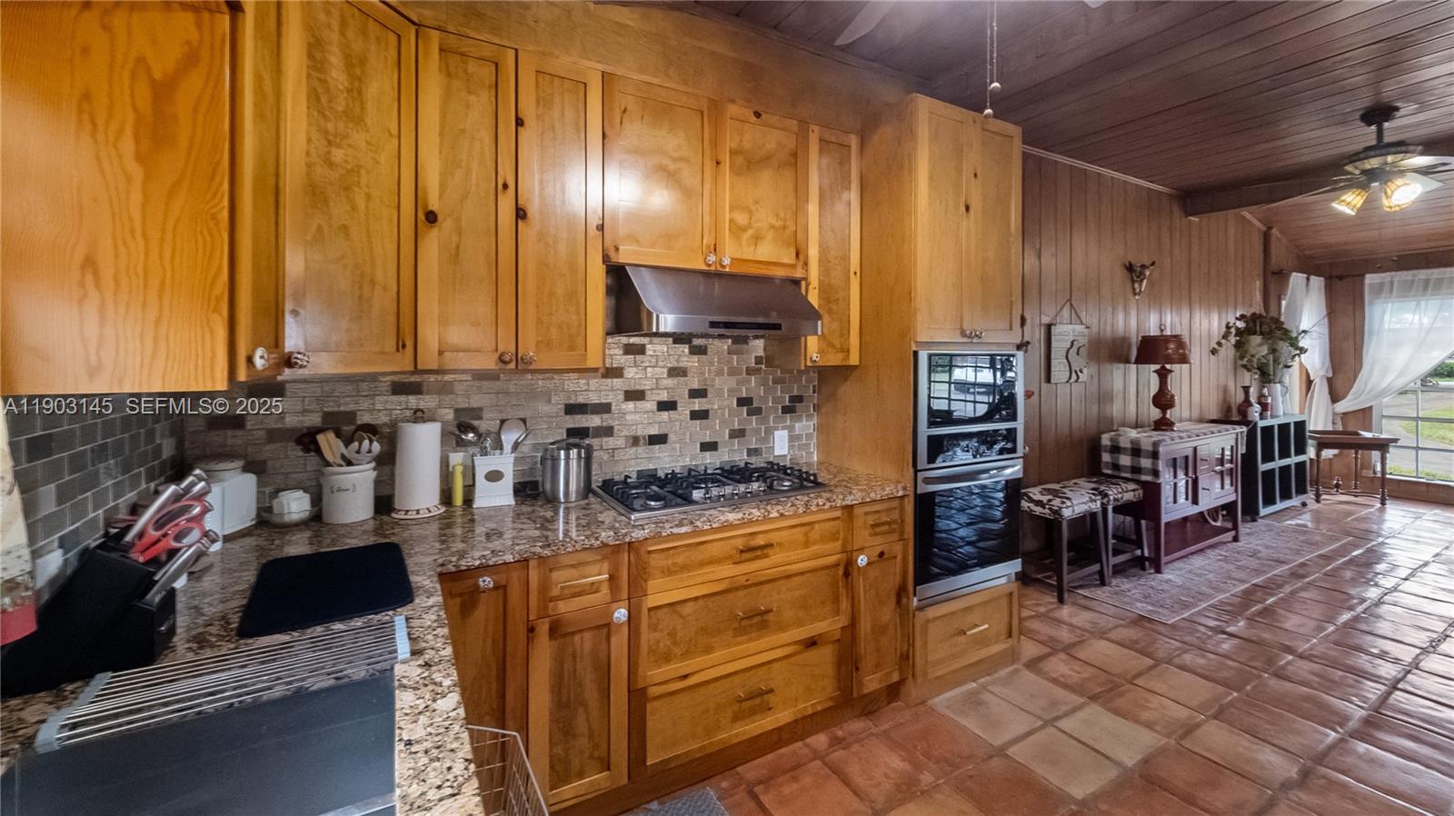 16255 Southwest 216th Street Miami, FL 33170 - Photo 17 of 46