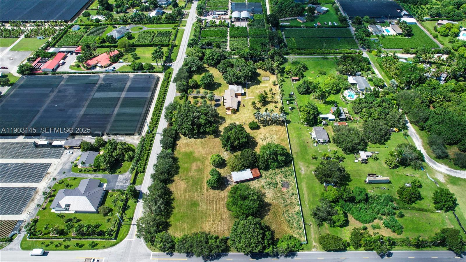 16255 Southwest 216th Street Miami, FL 33170 - Photo 9 of 46