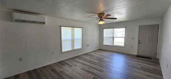 $140,000 | 501 South Main Street, Eden, TX 76837
