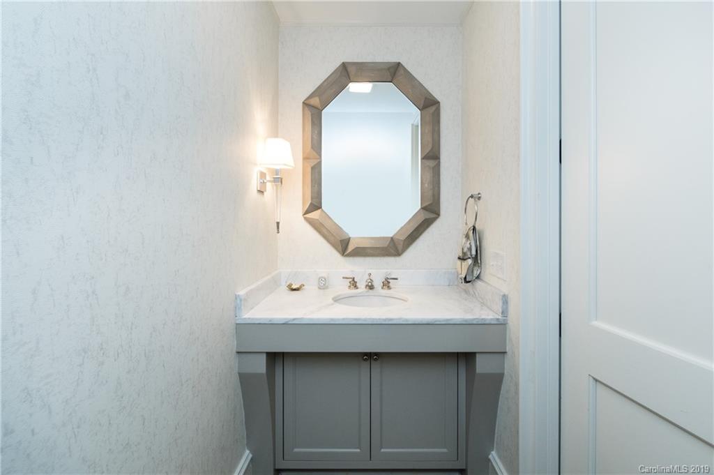 2350 Croydon Road Charlotte, NC 28207 - Photo 17 of 42 Gallery Image 17