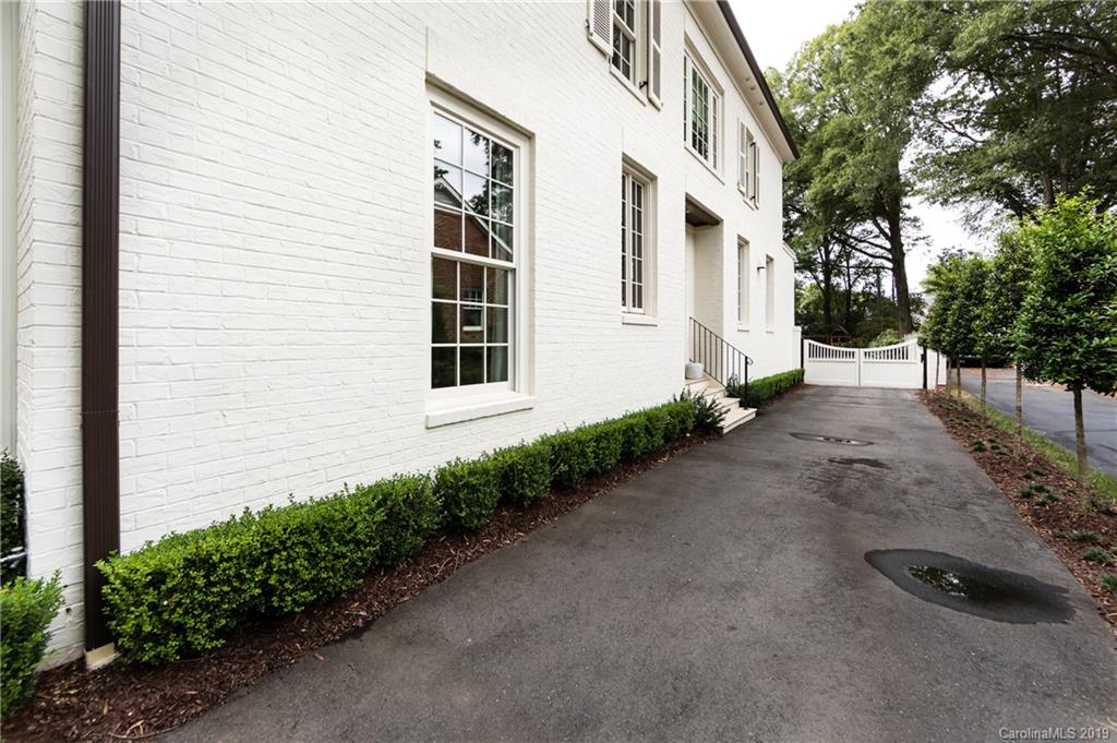 2350 Croydon Road Charlotte, NC 28207 - Photo 38 of 42 Gallery Image 38