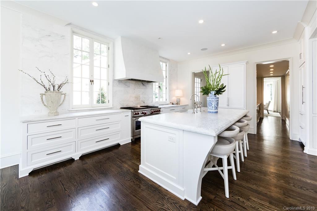 2350 Croydon Road Charlotte, NC 28207 - Photo 10 of 42 Gallery Image 10