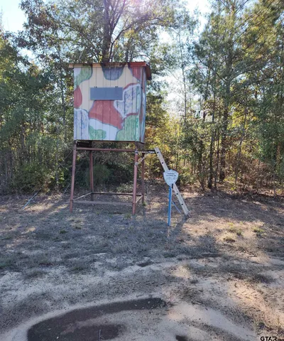 a view of a outdoor space