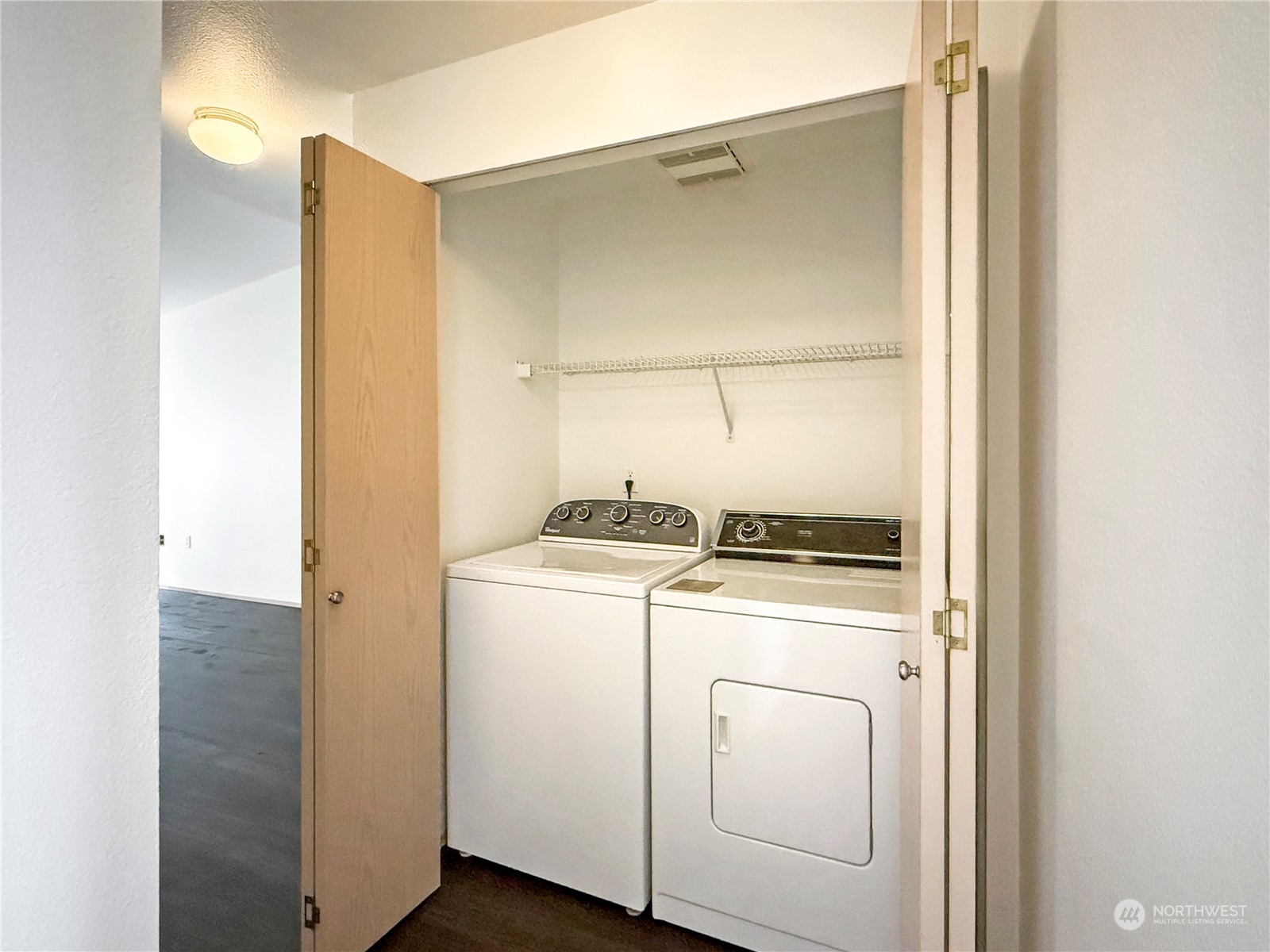 11002 Southeast Petrovitsky Road, Unit I203 Renton, WA 98055 - Photo 11 of 18