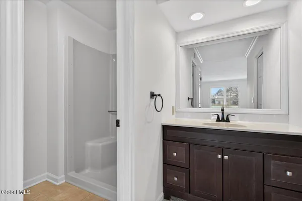 $385,000 | 41 Commonwealth Drive, Bethlehem, NY 12077