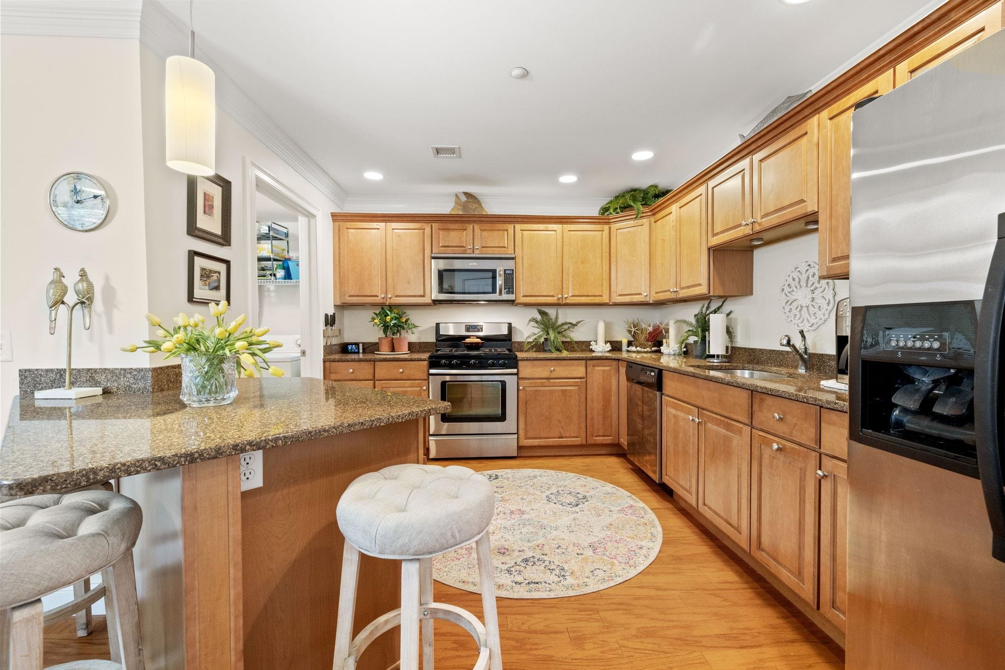 437 Winnacunnet Road, Unit 203 Hampton, NH 03842 - Photo 10 of 40