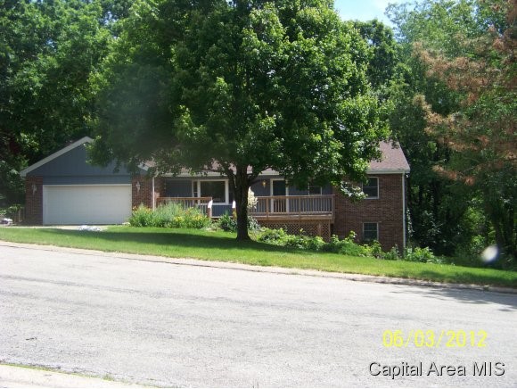 28 Penacook Drive Rochester, IL 62563 - Photo 1 of 24