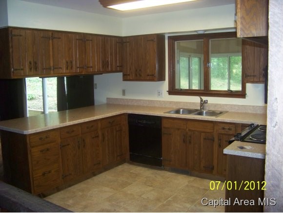 28 Penacook Drive Rochester, IL 62563 - Photo 6 of 24
