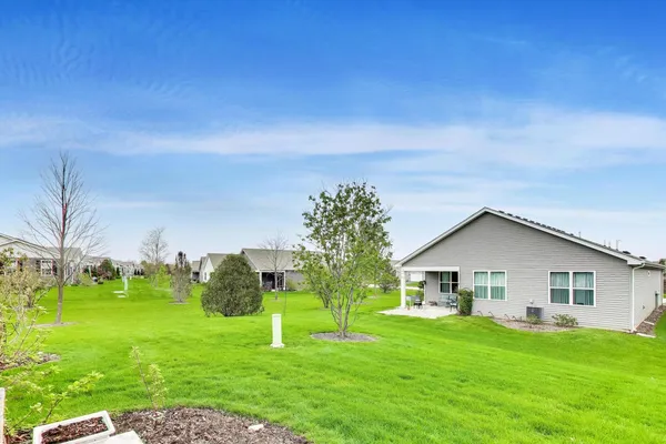 $319,000 | 6328 Maple Glen Drive, Wonder Lake, IL 60097