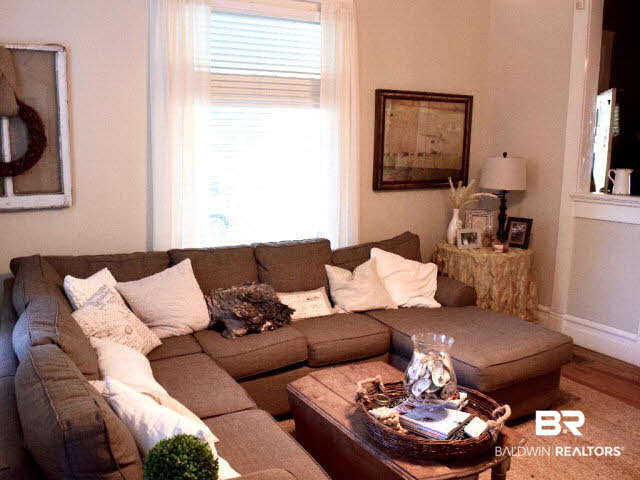 24 Hannon Avenue Mobile, AL 36604 - Photo 6 of 21
