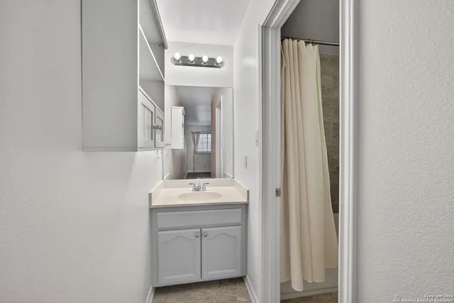 $250,000 | 54 Chapel Hill Circle, Unit 54, San Antonio, TX 78240