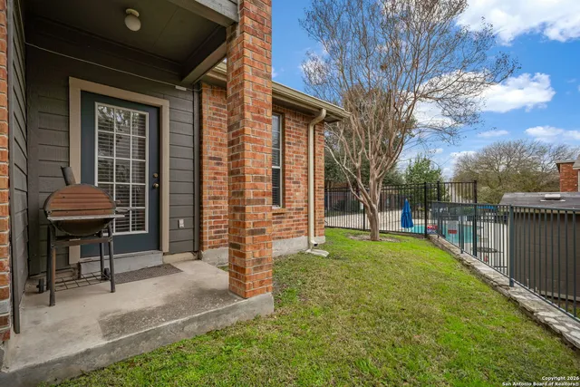 $250,000 | 54 Chapel Hill Circle, Unit 54, San Antonio, TX 78240