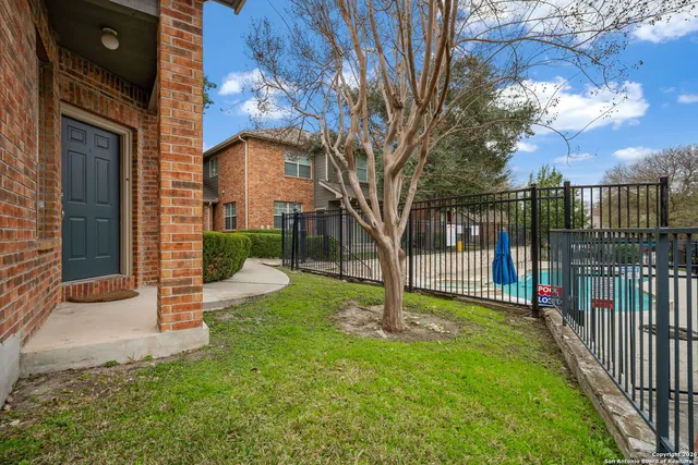 $250,000 | 54 Chapel Hill Circle, Unit 54, San Antonio, TX 78240