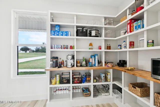 $527,500 | 10 East Lookout Drive, Carriere, MS 39426