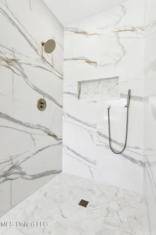 $527,500 | 10 East Lookout Drive, Carriere, MS 39426