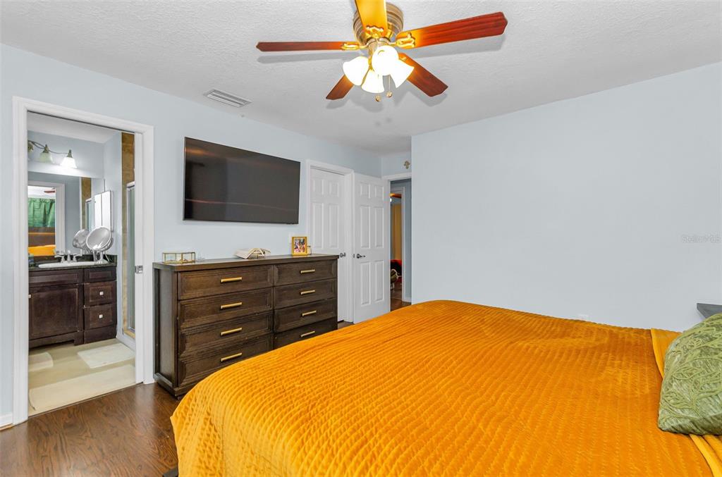 1760 East Orangeside Road Palm Harbor, FL 34683 - Photo 19 of 36 Gallery Image 19