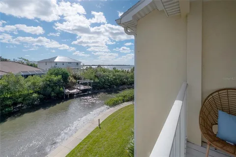 $520,000 | 120 Brent Circle, Oldsmar, FL 34677