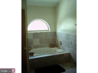 9 Jacobs Lane Voorhees, NJ 08043 - Photo 5 of 6